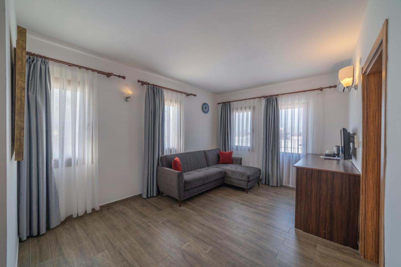 Queen Boutique Hotel 바이즈 외부 사진